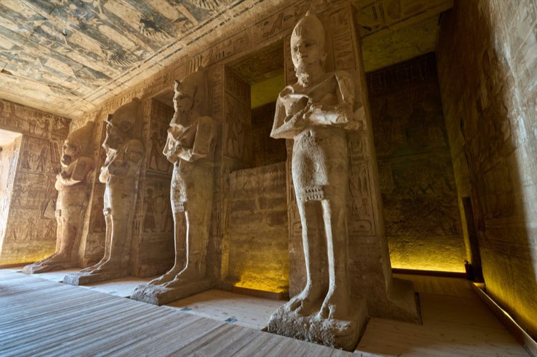Meroe Dahabiya Nile Cruise – 5 Nights Esna to Aswan